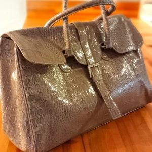 Jessica simpson tan satchel handbag alligator